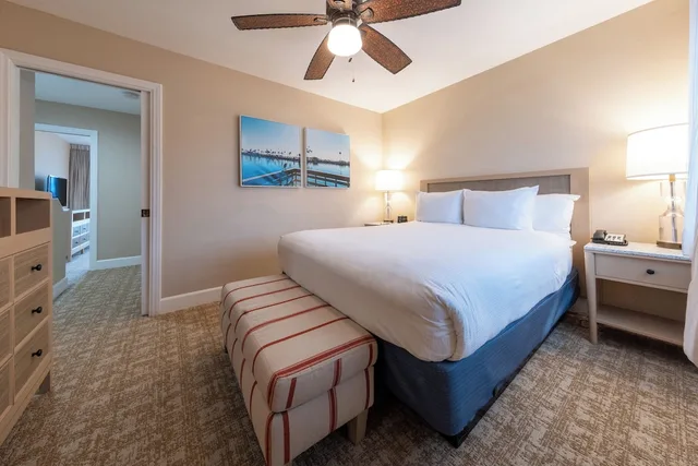 شقة سكنية بسريرين كوين بغرفتي نوم مع أريكة بمطبخ صغير، Southern California Beach Club 4/6