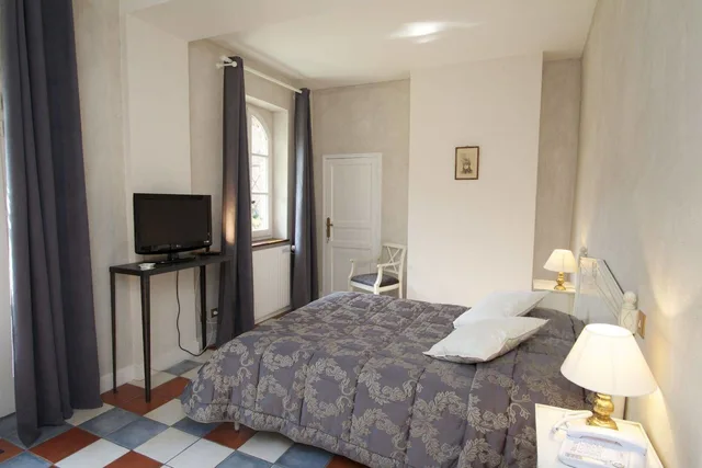 غرفة سوبيريور بسرير كوين، Chateau Les Muids 1/2