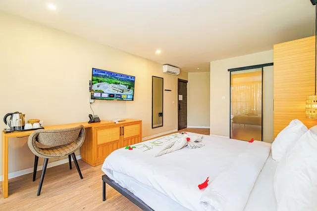 غرفة بريميوم بسرير كوين بإطلالة على الحديقة، Kombo Beach Resort 8/10