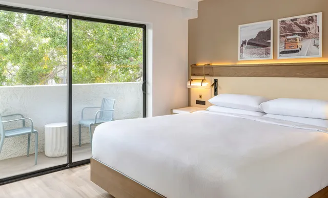 جناح بسرير كينج بغرفة نوم واحدة، Hilton Phoenix Resort at the Peak 1/4