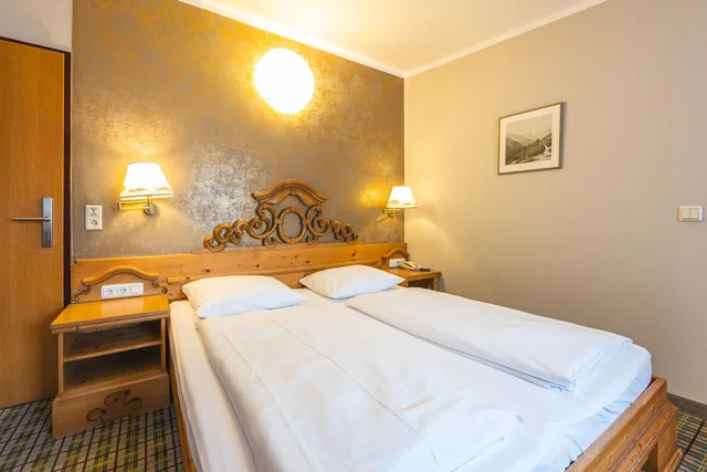 Classic, Queen Bed, FISCHERWIRT 5/8