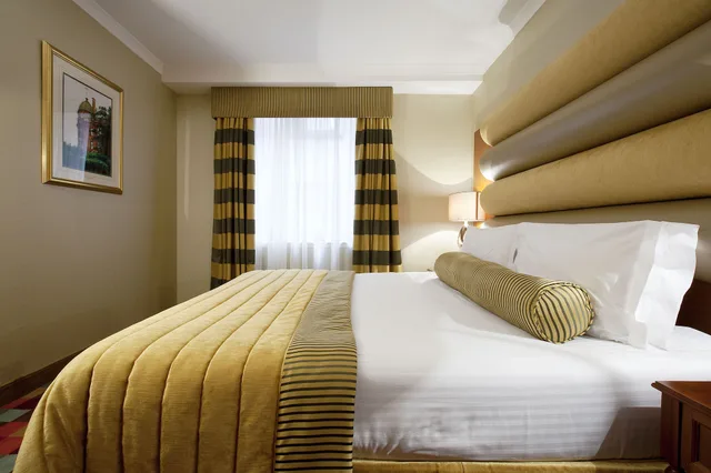 غرفة كلاسيكية، Carlton George Hotel 4/5