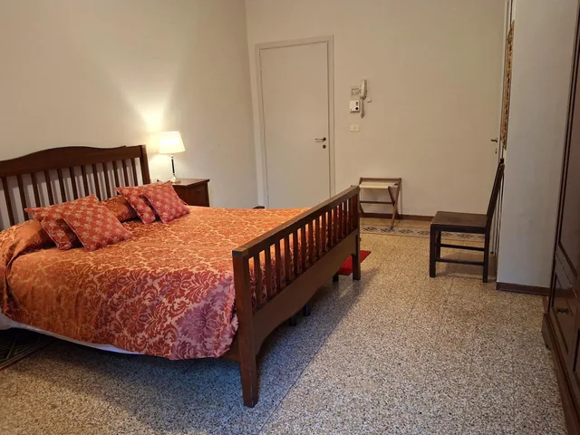 غرفة كلاسيكية بسرير مزدوج بغرفة نوم واحدة بحمام خاص، Tourist House 6/10