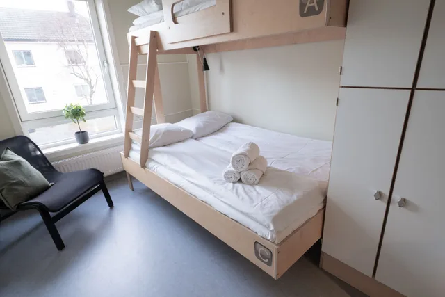 Family, Twin Beds, Bunk Bed, Shared Bathroom, Trondheim Vandrerhjem - Hostel 1/2