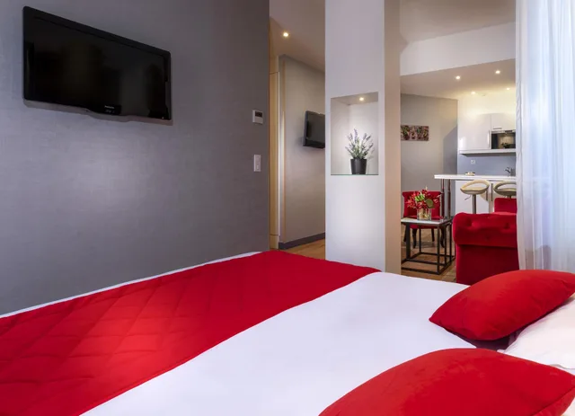 جناح ملكي، AMBRE HOTEL 3/9