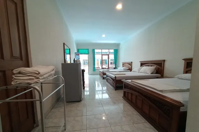 غرفة ثلاثية، Fortuna Hotel Pangandaran 1/3