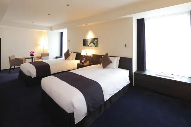 Deluxe, Twin Beds, East Wing، Sapporo Grand Hotel 2/6