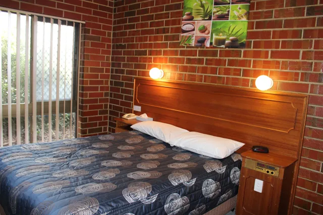 Family, Queen and Twin Beds, Pavlos Motel 1/1