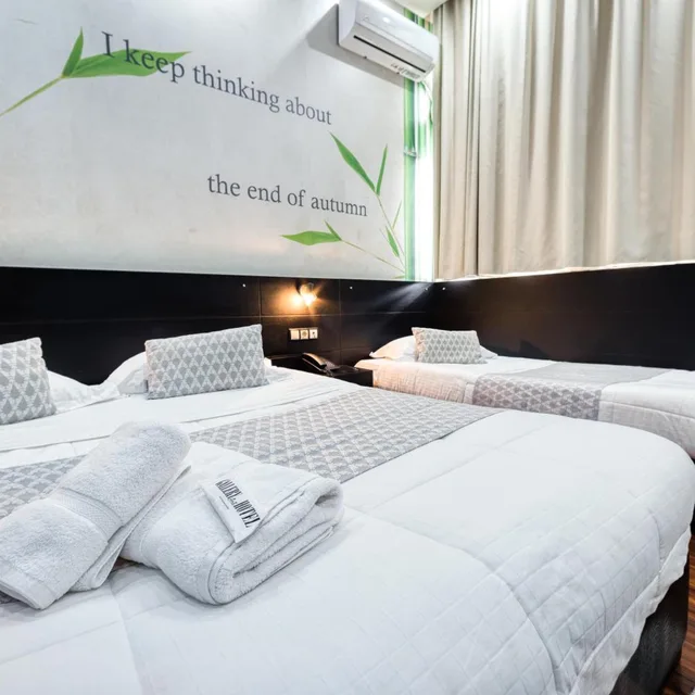 غرفة ثلاثية، Gallery Art Hotel 5/8
