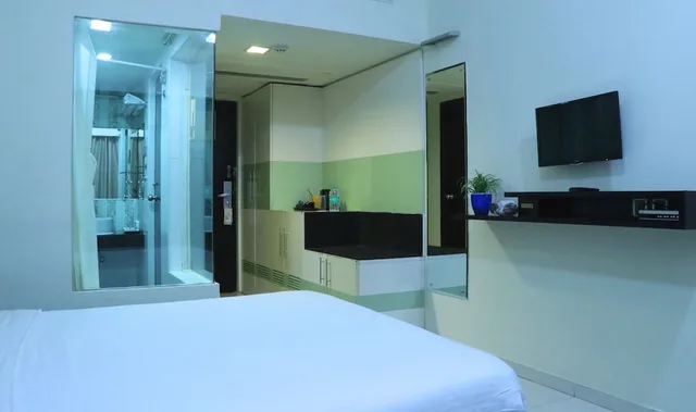 غرفة قياسية بسريرين منفصلين، Keys Hotel 1/7