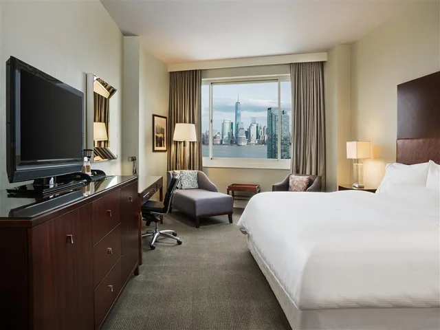 غرفة قياسية بسرير مزدوج، Westin Jersey City Newport 1/1