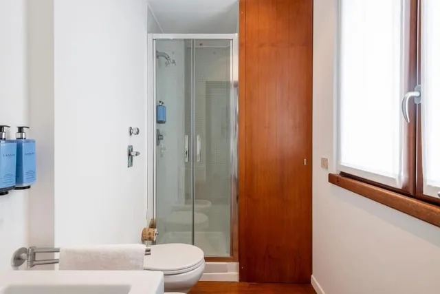 Sofa, Milan Royal Suites Luxury Apartments 5/6