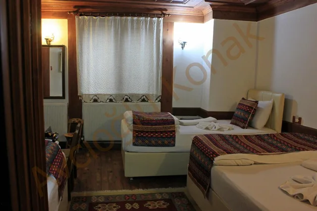غرفة عائلية بحمام خاص، Avcioglu Konak Otel 2/4