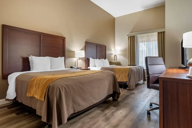 غرفة بسرير مزدوج، Comfort Inn & Suites Fort Walton Beach - Destin West 1/4