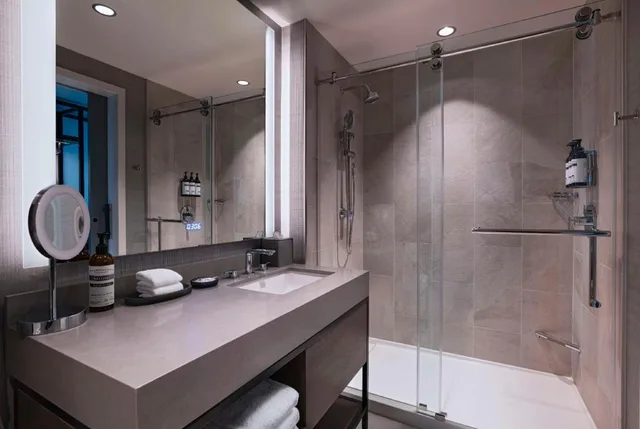 Regency, Suite، Hyatt Regency Baytown - Houston 2/2