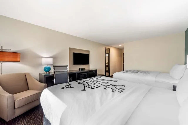 غرفة بسريرين كوين، Sleep Inn Newberry Crane 2/5