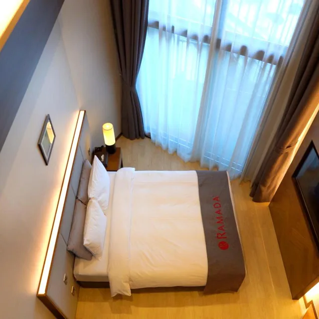 غرفة بسرير مزدوج يُسمح فيها بالحيوانات الأليفة، Ramada Hotel & Suites by Wyndham Gangwon Pyeongchang 3/5