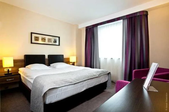 غرفة قياسية بسريرين منفصلين، QUBUS HOTEL BIELSKO - BIALA 1/4