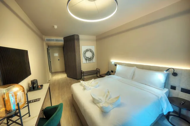 Level, Economy, Double Bed، Aste Hotel 3/6