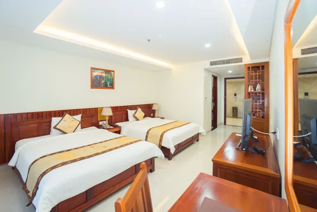 غرفة ديلوكس بسريرين كوين، Vinh Hoang Hotel 3/5