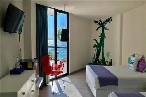 غرفة ديلوكس بسرير مزدوج بإطلالة على البحر، Fontan Ixtapa 2/2