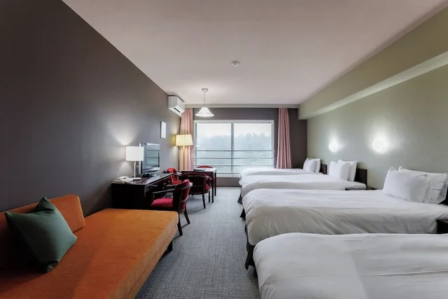 Quadruple, 4 Beds, Side View، Tsumagoi Prince Hotel 2/7
