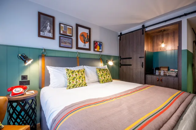 غرفة قياسية بسرير كينج، Hotel Indigo Chester 3/9