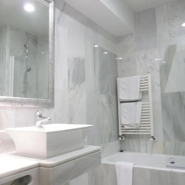 غرفة عائلية، Hotel Los Angeles & Spa 5/7