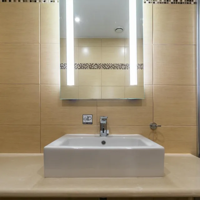جناح بجاكوزي، Ladiko Suites 8/10