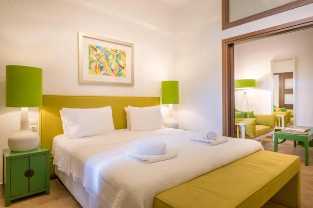 جناح، Salvator Villas Spa 2/2