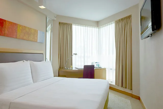 Urban Room، Stanford Hotel 1/2