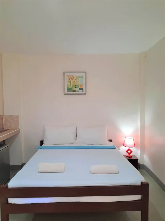 Group Room, Family, King and Queen Bed، Conrada's Place Hotel And Resort 8/10