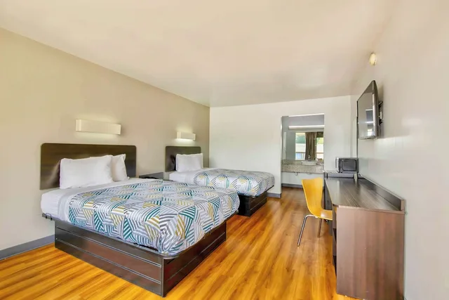 غرفة قياسية بسريرين مزدوجين لذوي الإعاقة، Motel6 Conyers, GA 3/9