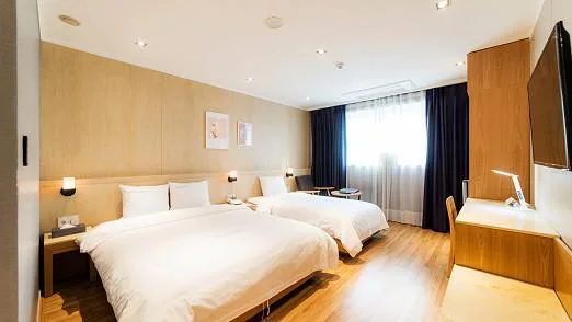 غرفة بسريرين منفصلين، Reborn Suwon Silkroad Hotel 1/1