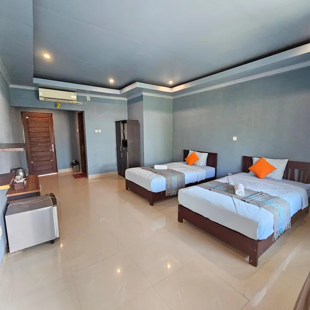 غرفة ديلوكس بسريرين منفصلين بإطلالة على البحر، Ridho Malik Hotel 5/8