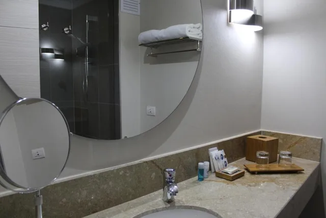 غرفة ثلاثية، Ghl Hotel Monteria 4/5