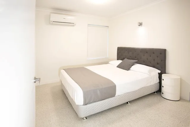شقة فاخرة بغرفتي نوم في الطابق الأرضي، View Pacific Holiday Apartments 1/7