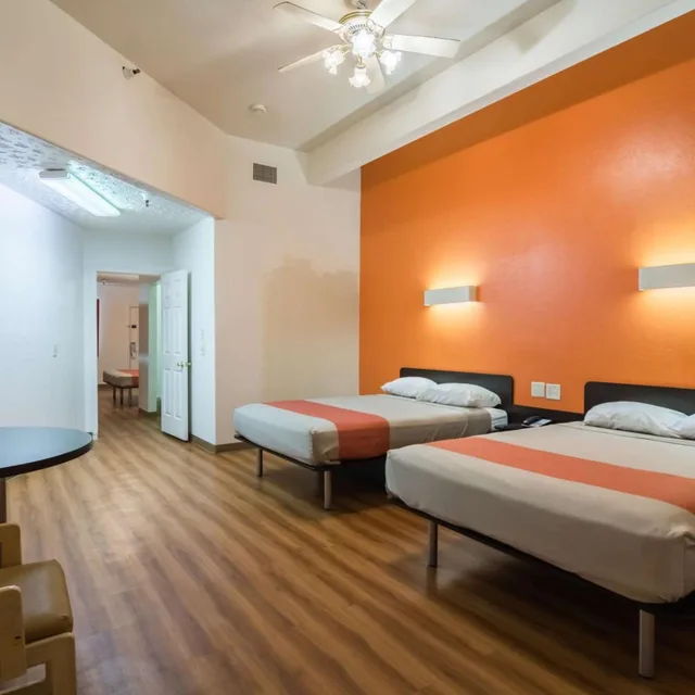 غرفة بسريرين كوين، Motel6 Globe, AZ 3/8