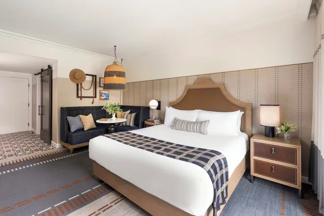 غرفة بسرير كينج بشرفة، Estancia La Jolla Hotel And Spa 8/10