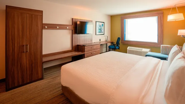 غرفة قياسية بسرير كينج لذوي الإعاقة، Holiday Inn Express Hotel & Suites Cd. Juarez - Las Misiones 1/10