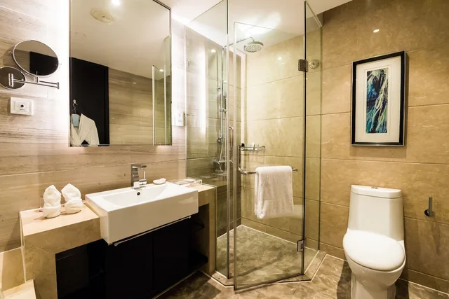 جناح بسرير فردي بغرفة نوم واحدة بمنطقة جلوس مع دخول صالة النادي لذوي الإعاقة، Crowne Plaza Shanghai Xiayang Lake 7/8