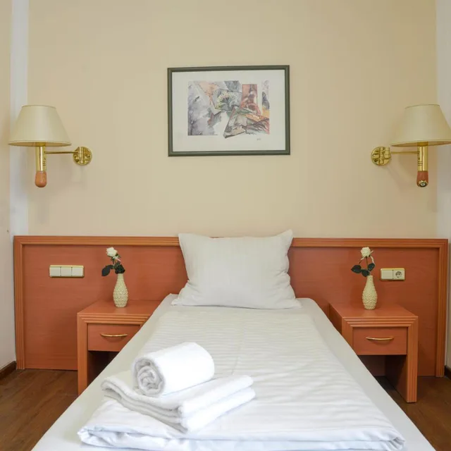 غرفة مفردة، Hotel Opal 4/10