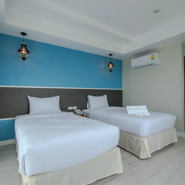 جناح جونيور بسريرين منفصلين، Prachuap Grand Hotel 3/5