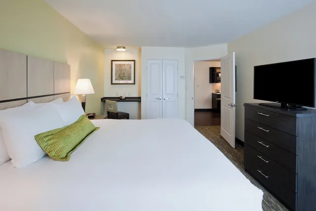 جناح بسرير كينج بغرفة نوم واحدة لذوي الإعاقة، Candlewood Suites Bemidji Paul Bunyan 1/2