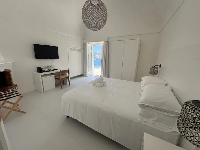 جناح بانورامي بسريرين كينج وسرير فردي بإطلالة على البحر بغرفتي نوم، Hotel Posa Posa 5/8