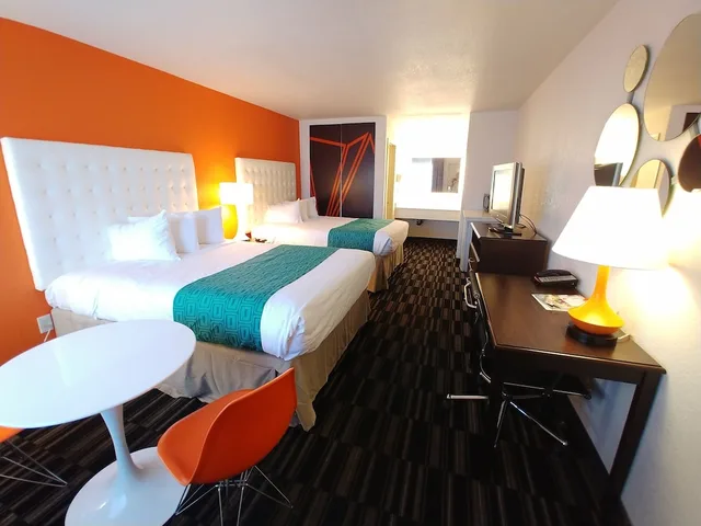 غرفة بسريرين مزدوجين، Howard Johnson By Wyndham Modesto Ceres 10/10