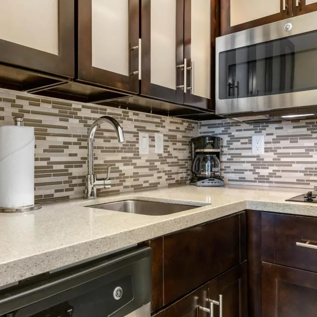 جناح بسرير كوين بغرفة نوم واحدة لذوي الإعاقة، Staybridge Suites St. Petersburg FL 7/9