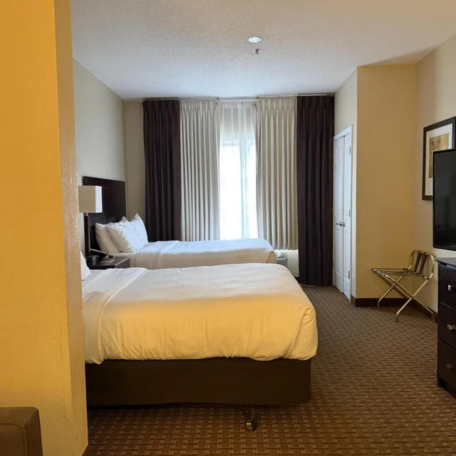 جناح بسريرين مزدوجين مع أريكة بحوض استحمام لذوي الإعاقة، SureStay by Best Western Marion 2/4