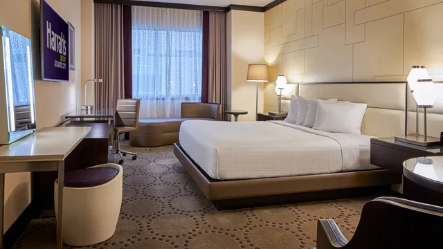 غرفة بسرير كينج لذوي الإعاقة، Harrahs Resort Atlantic City - A Caesars Rewards Destination 1/1