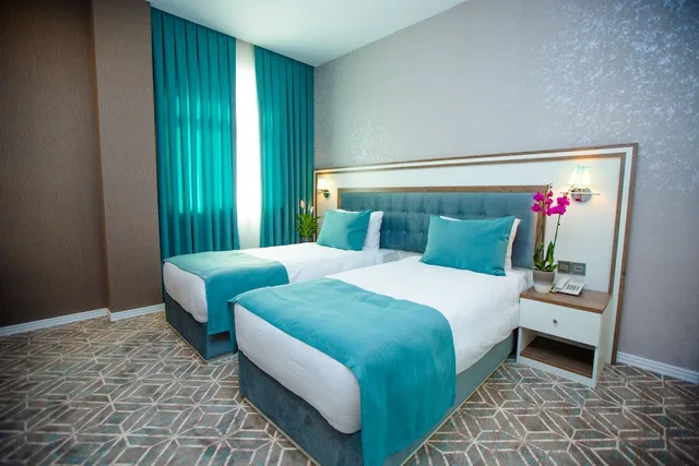 غرفة قياسية بسرير كوين، Alba Hotel & Spa 2/4